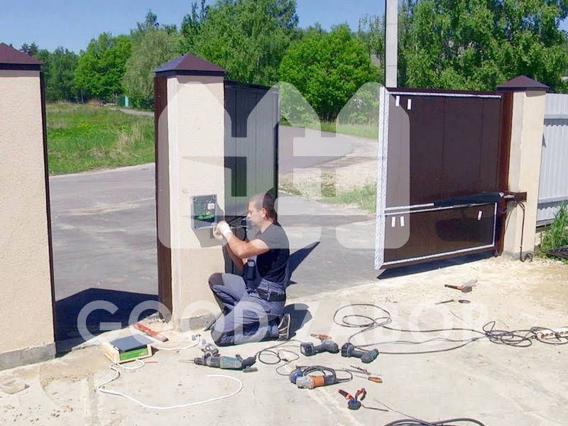 Ремонт распашных ворот